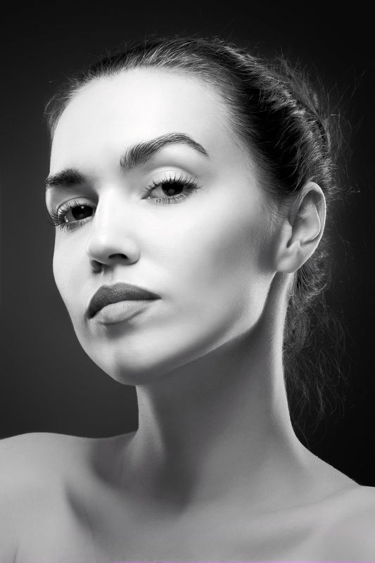 девушка, портрет, взгляд, глаза, чб *** фото превью