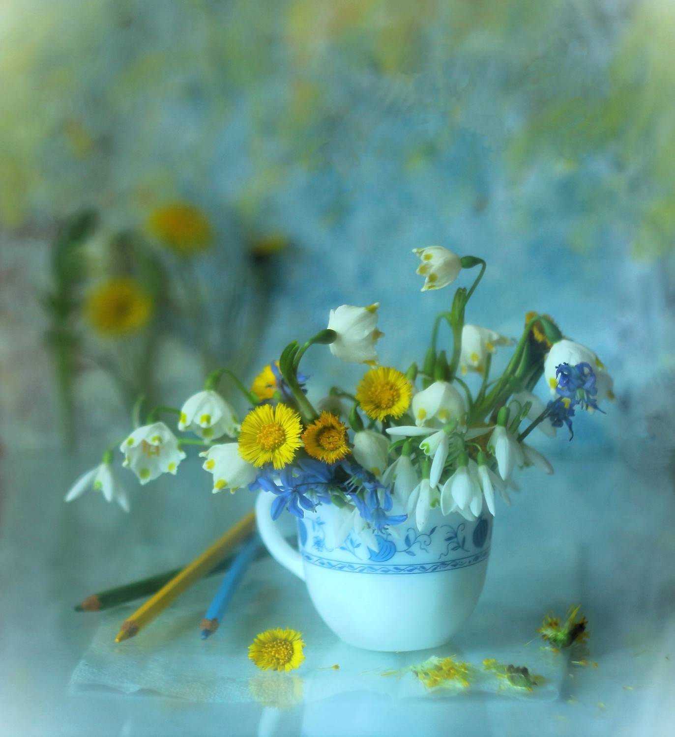 , Людмила Хрусталева*