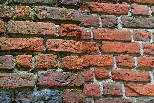 Старинная, немецкая кладка.