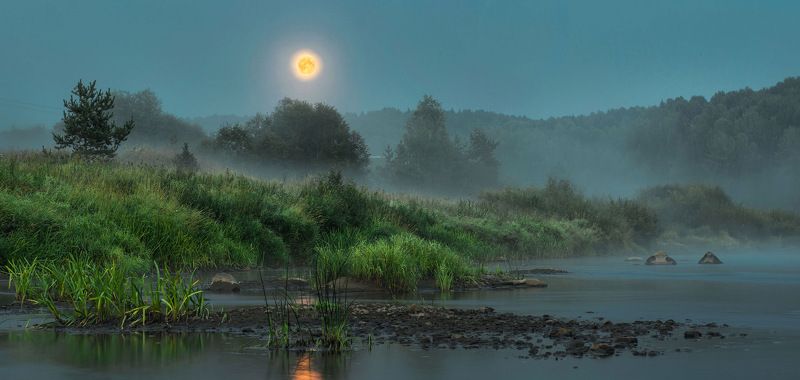 Foggy River фото превью