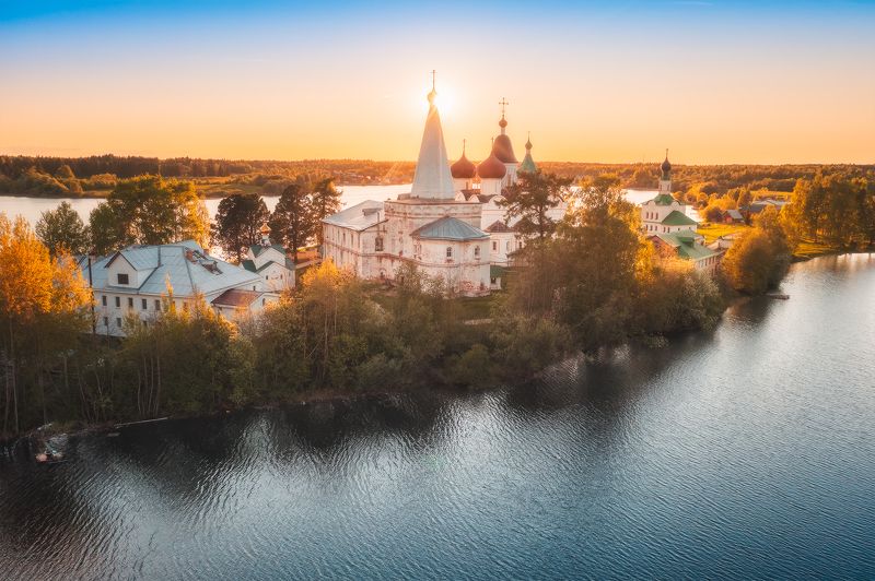 Свято-Троицкий Антониево-Сийский монастыр фото превью