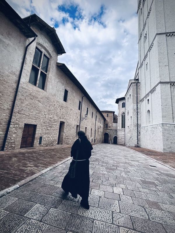 Assisi фото превью