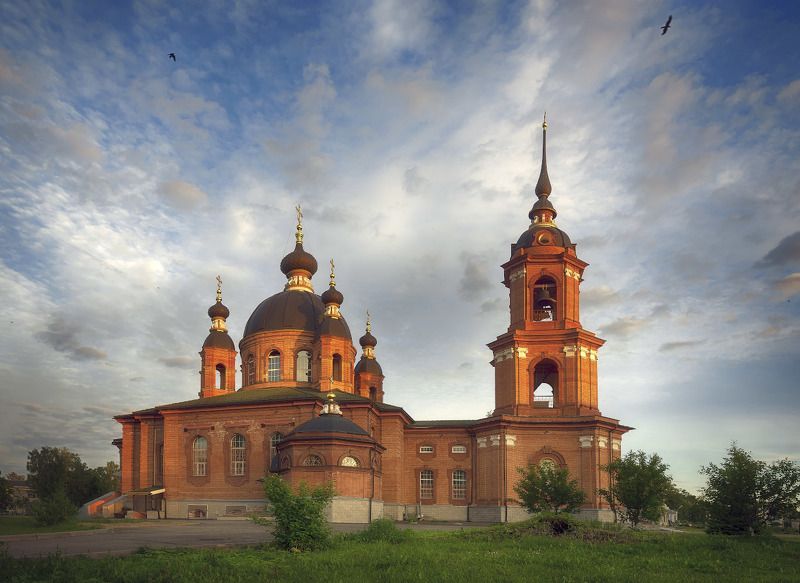 храм, церковь, колокольня, волгореченск Церковь Тихона Луховского в Волгореченске фото превью