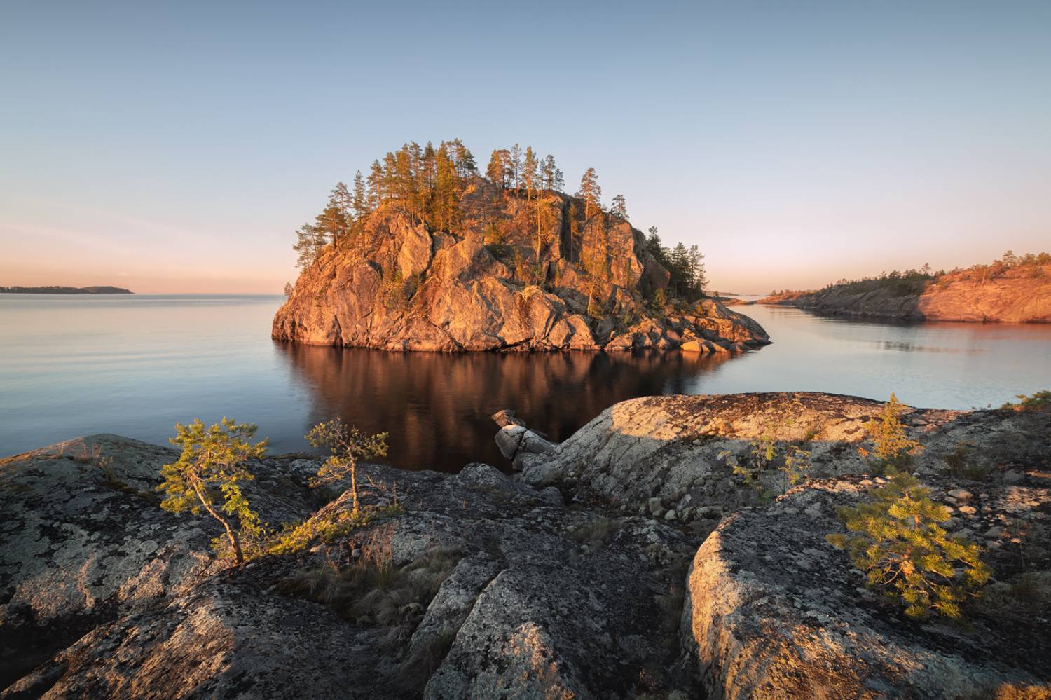 ладога, ладожские шхеры, карелия, северное приладожье, скалистые острова, сосны, Арсений Кашкаров