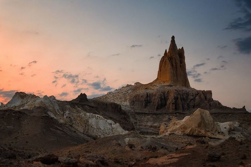 казахстан, мангистау, город замков айракты-шоманай, останцы, порода, утро Айракты-Шоманай фото превью