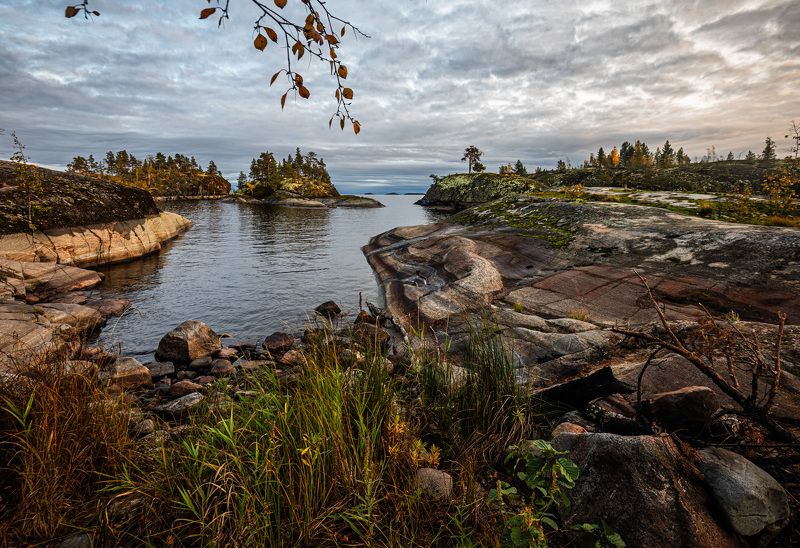 Ладога, Ладожские шхеры, осень, Карелия, вечер, гранит  фото превью