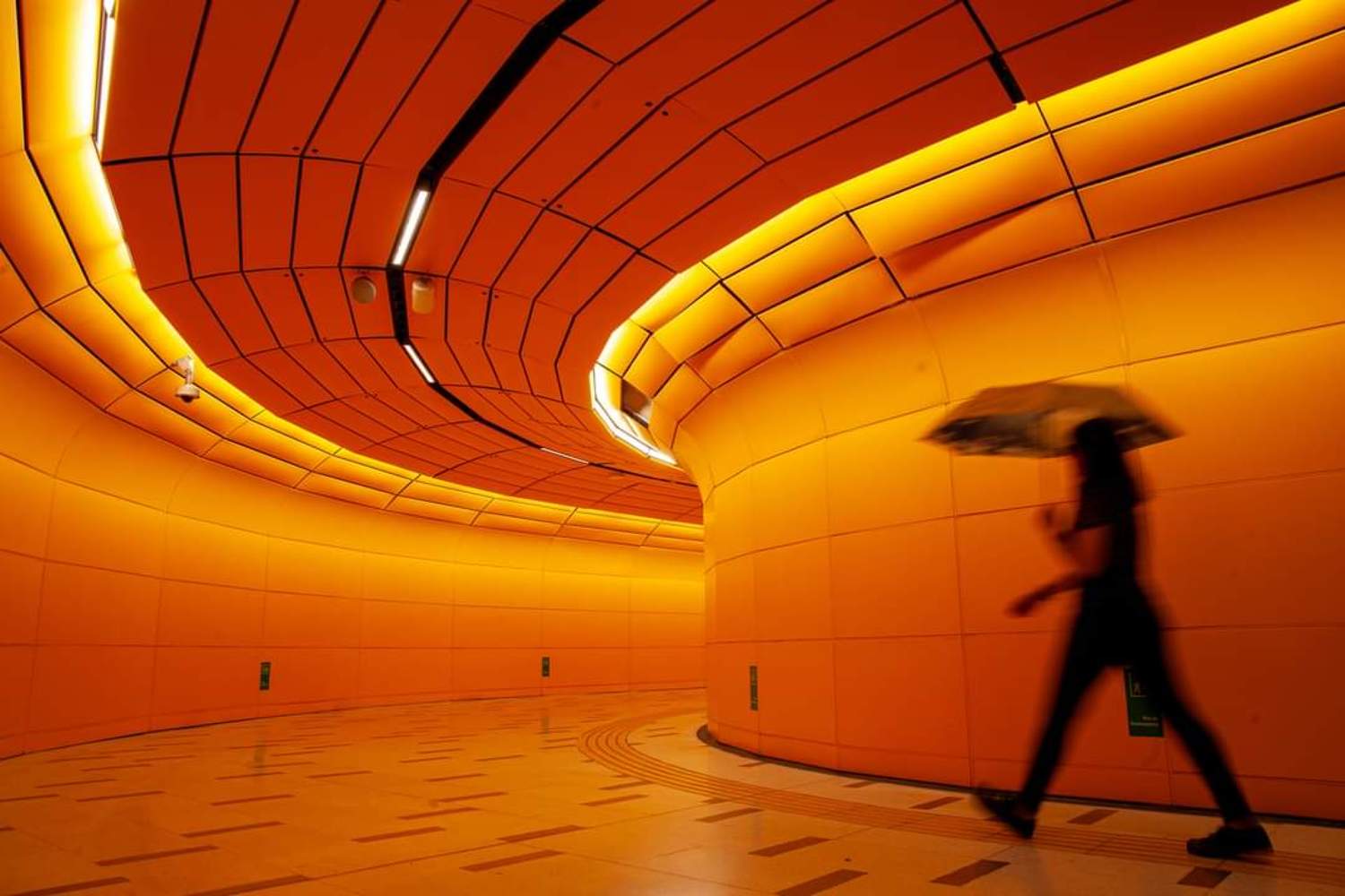 metrovisi&oacute;n, streetphotography, street, fotograf&iacute;a callejera, bastian cifuentes araya, periodista furioso, streetphoto, street photo, street photography, metro, subway, metro de santiago,, Cifuentes Araya Basti&aacute;n