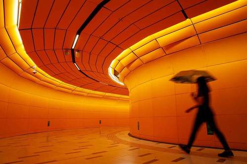 METROVISIÓN: UN VIAJE SUBTERRÁNEO