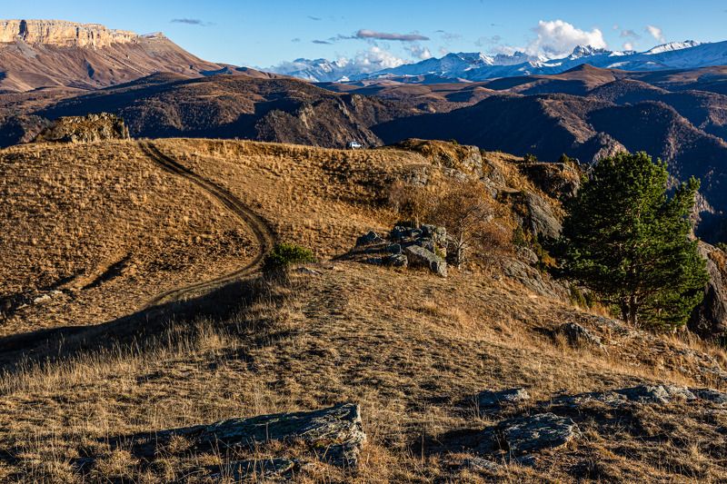 Кабардино-Балкария, горы, Осень, Кавказ Горный пейзаж фото превью