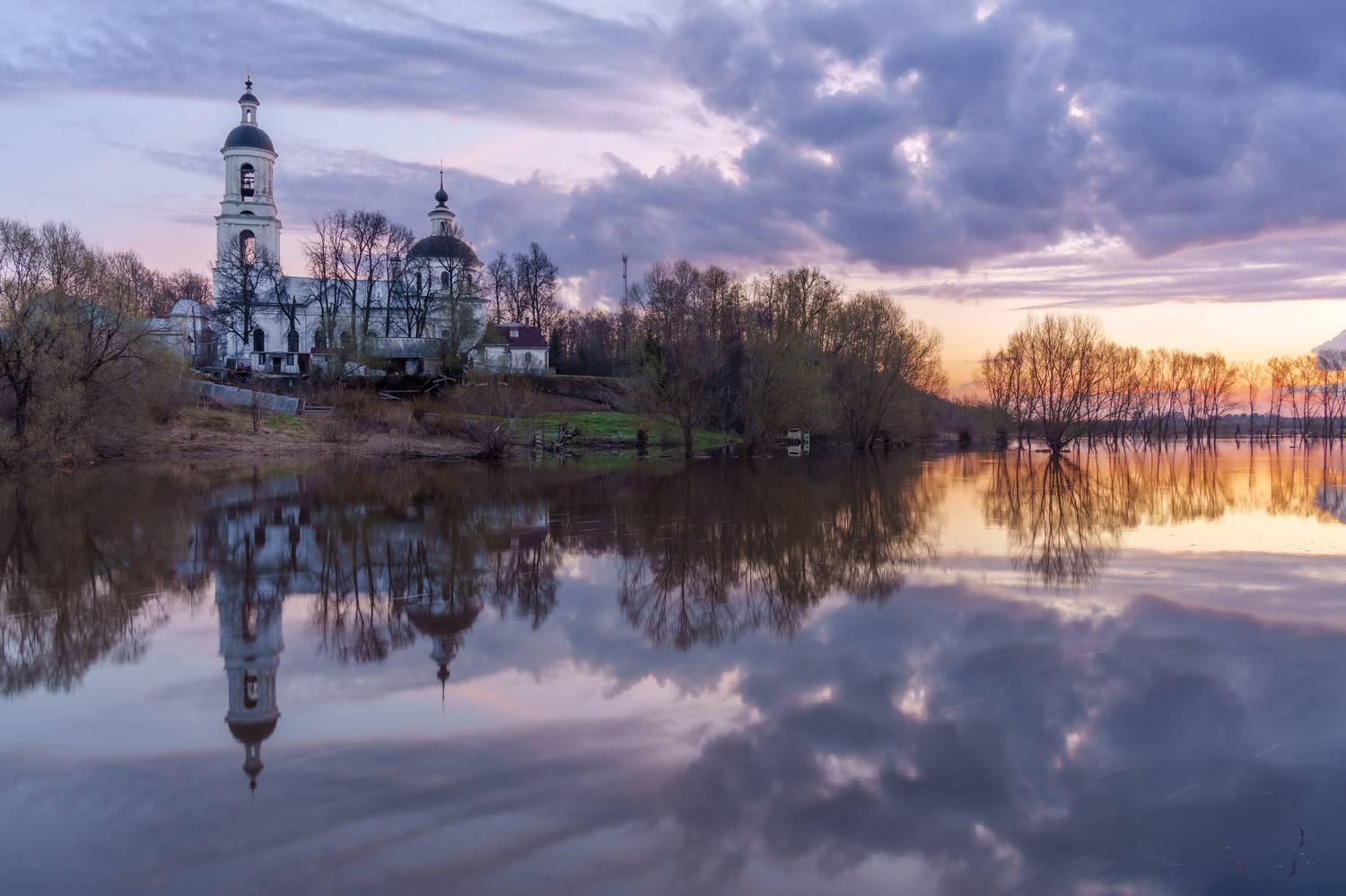 , Добродий Михаил