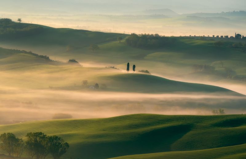 Туман на полях Тосканы фото превью