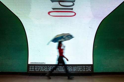 METROVISIÓN: UN VIAJE SUBTERRÁNEO