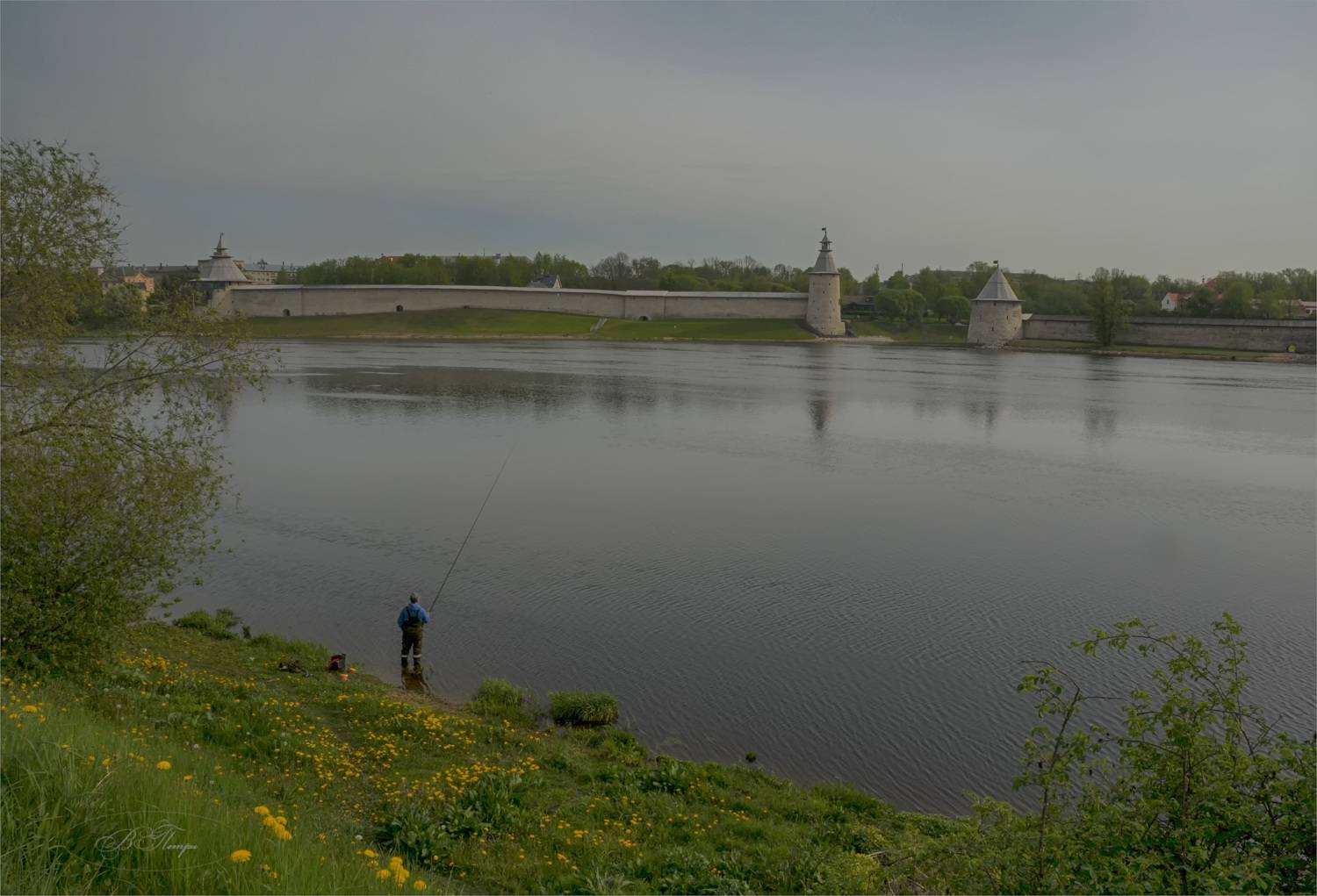 река рыбак башни, Вера Петри