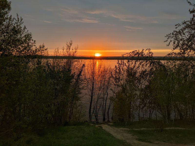 Закат в Загородном парке фото превью