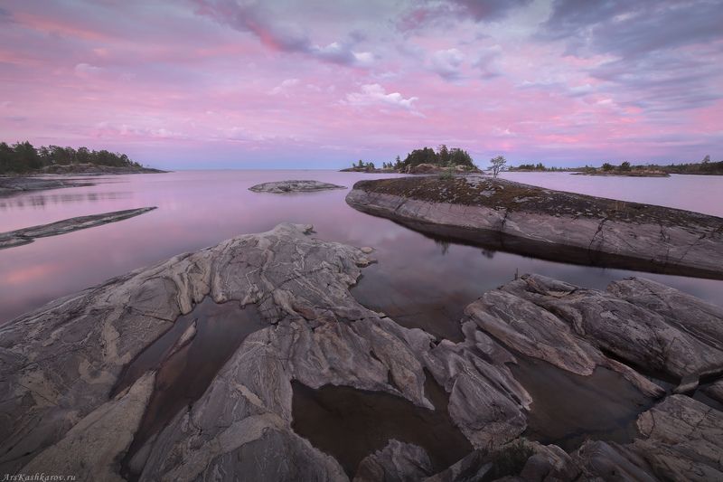 ладога, ладожские шхеры, карелия, северное приладожье, скалистые острова, сосны, белые ночи, каменный пляж, луды \