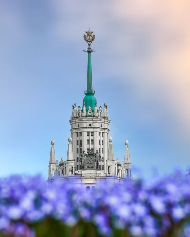 Высотка на Котельнической фото превью