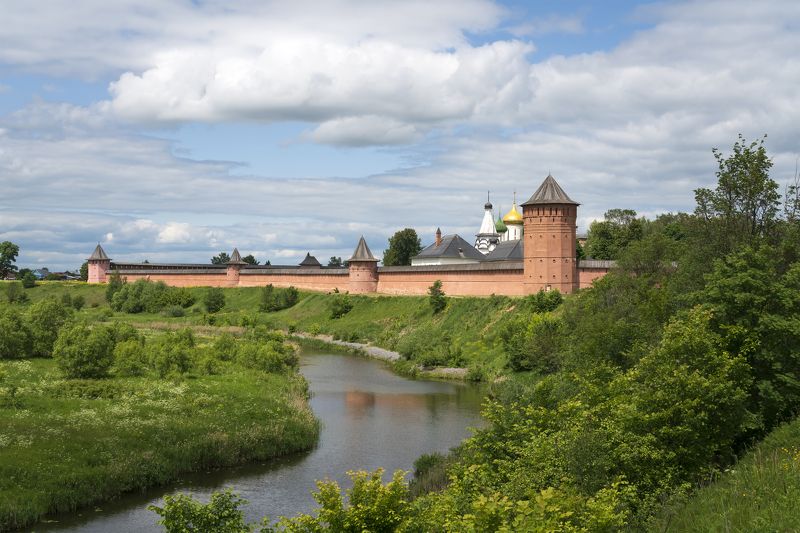 Cпасо-Eвфимиев монастырь в Cуздале, Владимирская область, Россия фото превью