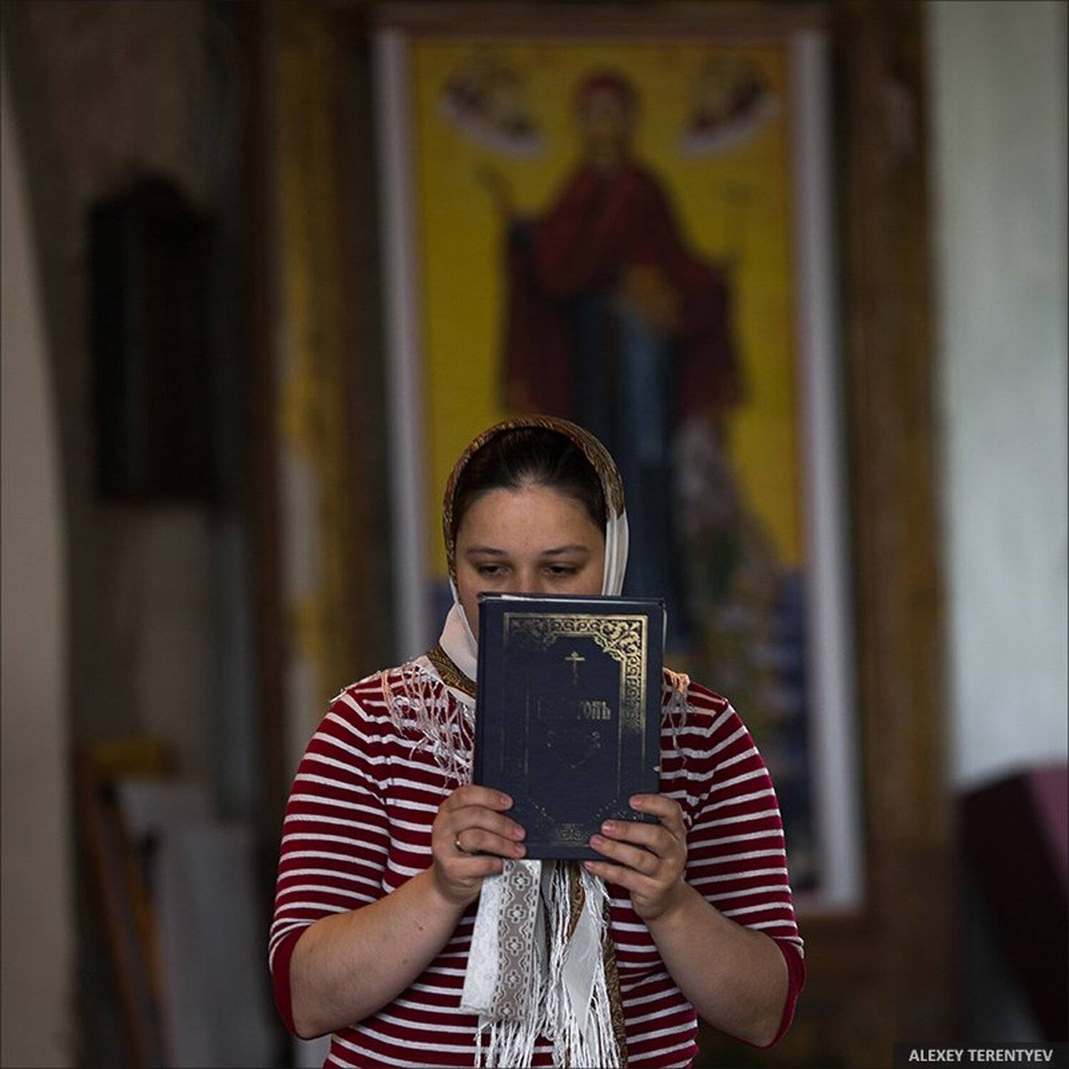 храм, молитва, женщина, вера, церковь, Алексей Терентьев