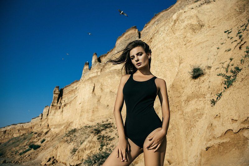 девушка, портрет, портрет девушки, море, лето, крым, жара, севастополь, горы, скалы, купальник, цвет, модель, fashion, fashionstory, editorial, model, makeup, summer, sunny, sexy, sea, colors, face, portfolio, portrait, shooting, story, сьемка, журнал  фото превью