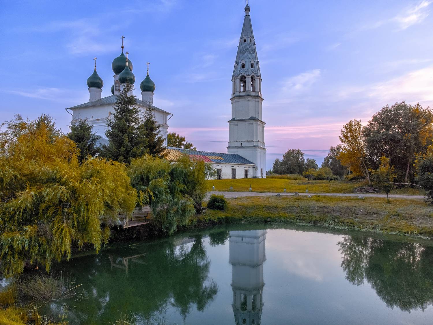 Россия, Осенево,церковь,закат, Лариса Дука