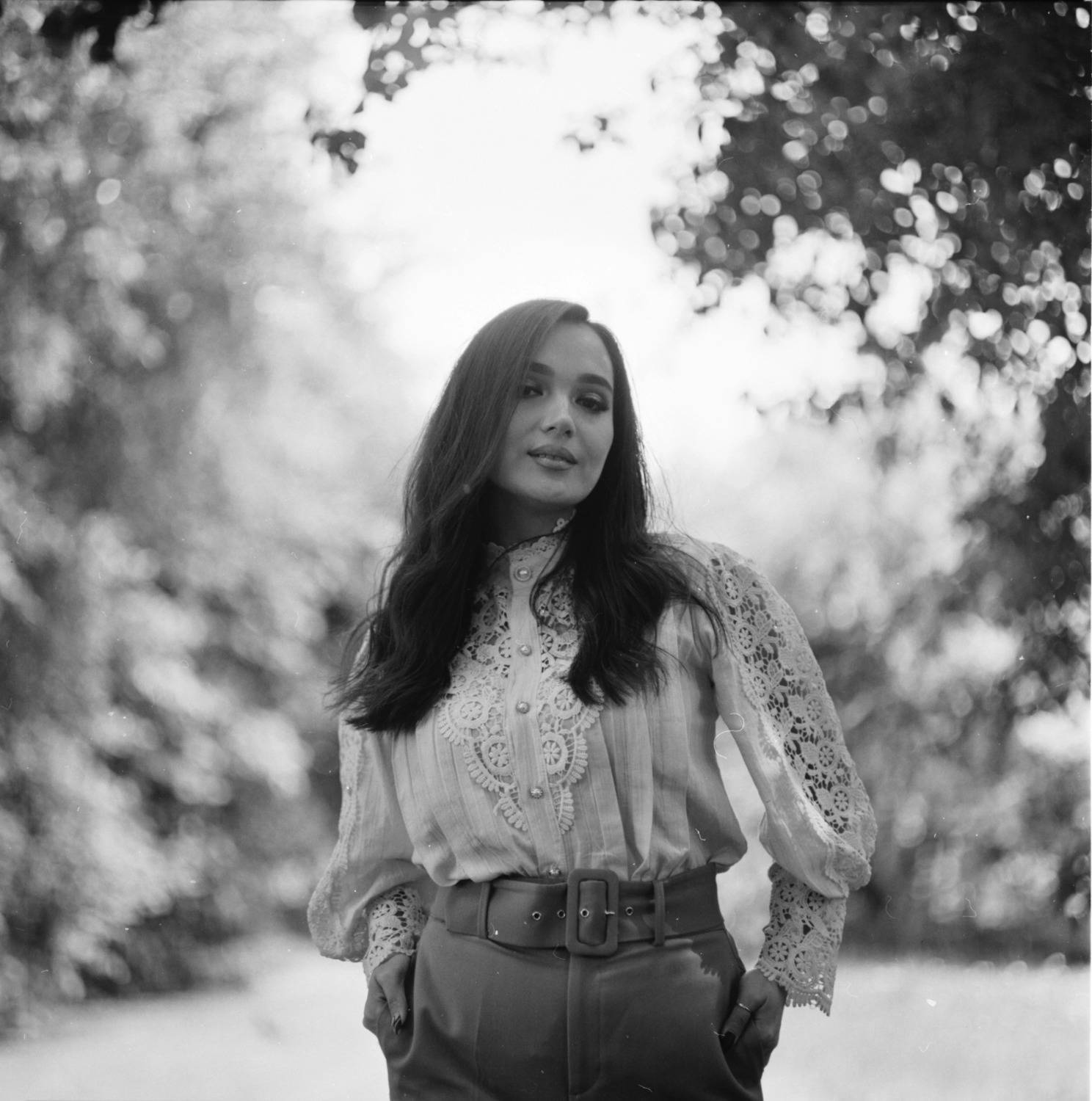 плёнка, портрет, девушка, чб, природа, film, bnw, nature, portrait, medium format, средний формат, M&oslash;rkt