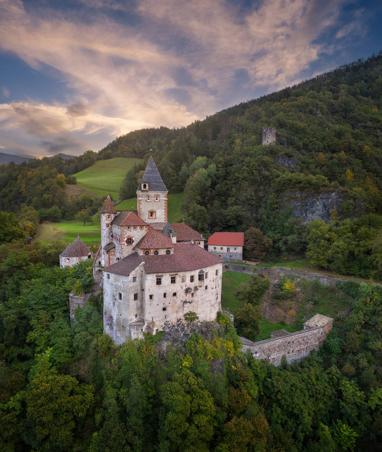 italy, south tyrol, s&uuml;dtirol, trentino-alto adige, trostburg, castle, Alex Yurko