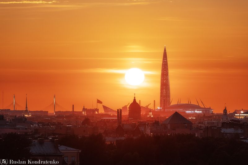 санкт-петербург, закат, лахта-центр, лахта, небоскреб, прострел, зенит арена, газпром арена, казанский собор, композитная фотография, time blending Закат над Санкт-Петербургом фото превью