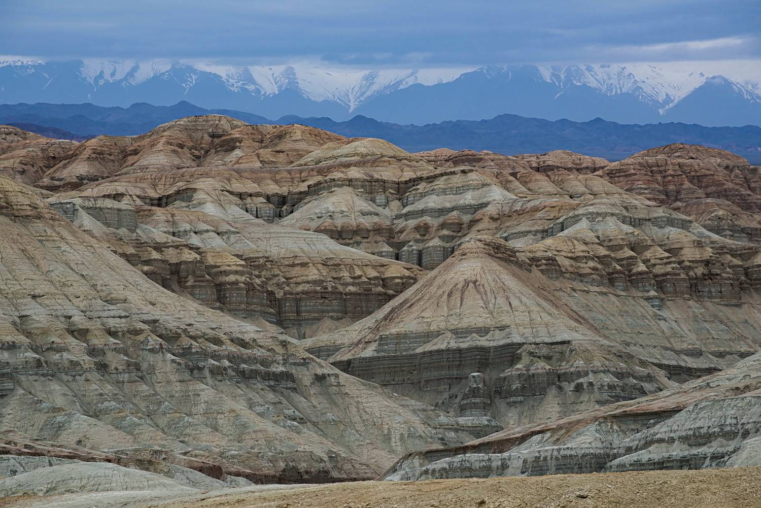 горы алтын-эмель, Евгений Дроботенко
