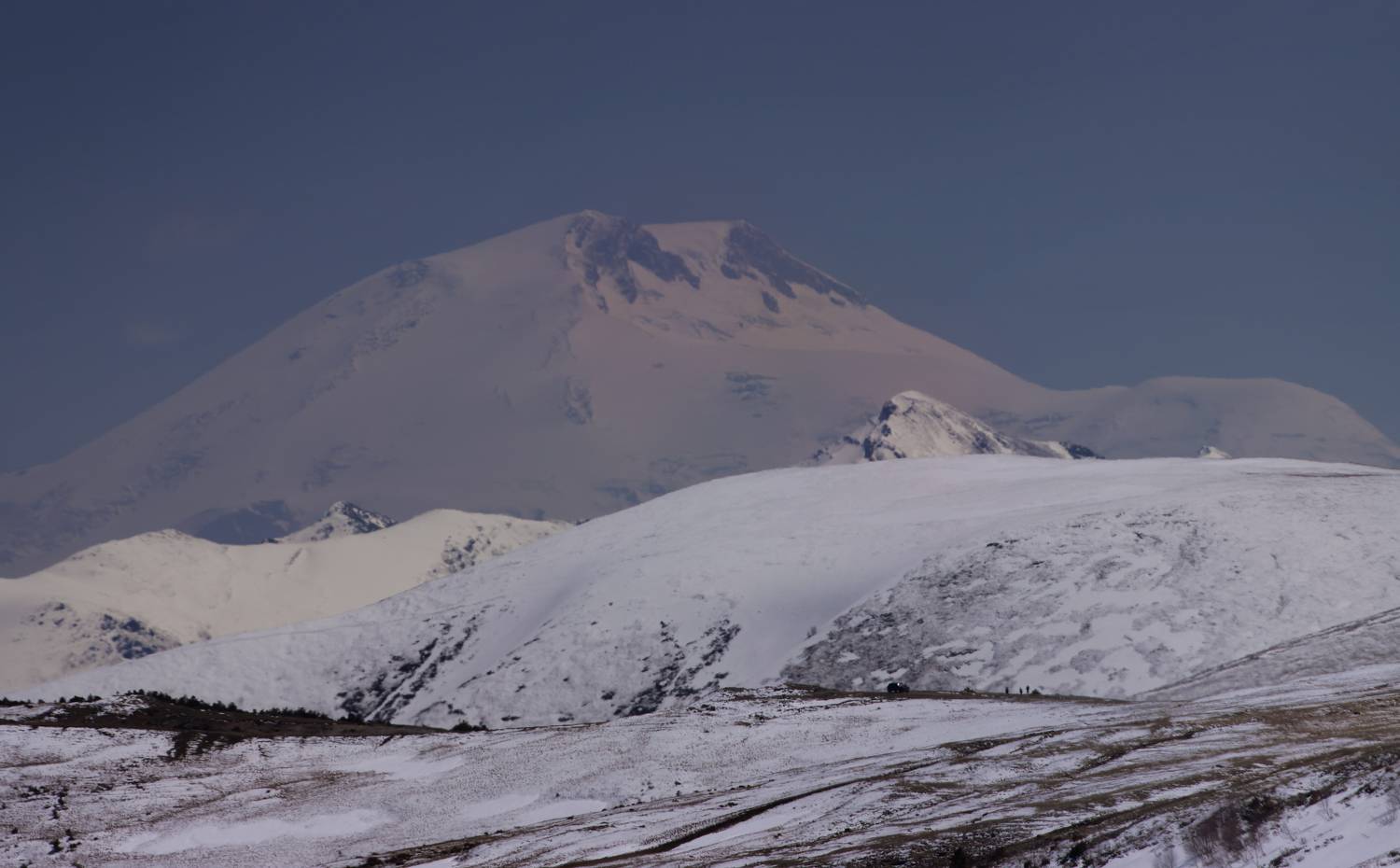 горы, эльбрус, дымка, снег, Светлана Холодняк