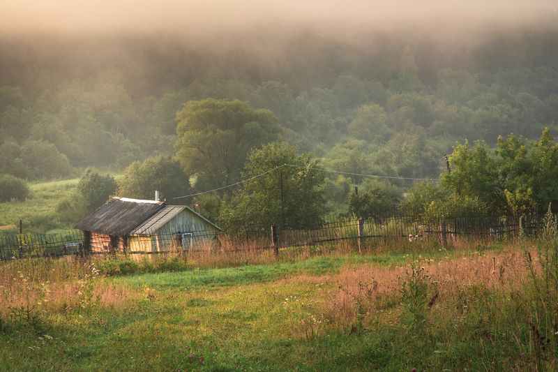 Под облаком фото превью