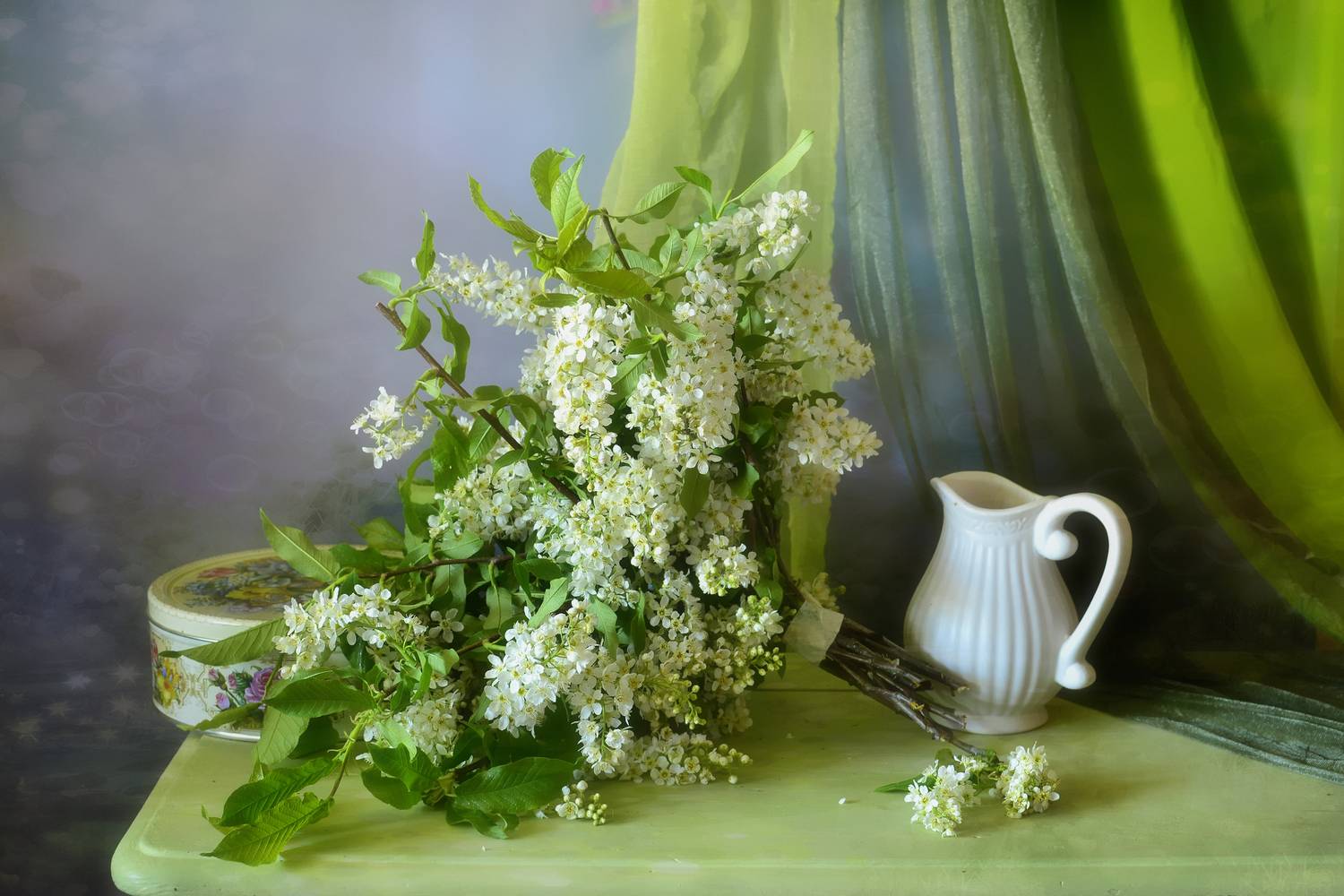 натюрморт,композиция,свет,весна,букет,черёмуха,кувшин, Инаида