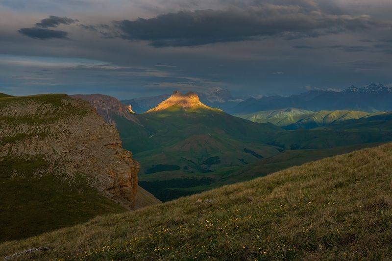 кавказ, кабардино-балкария, приэльбрусье, плато, канжол Гора Седло фото превью