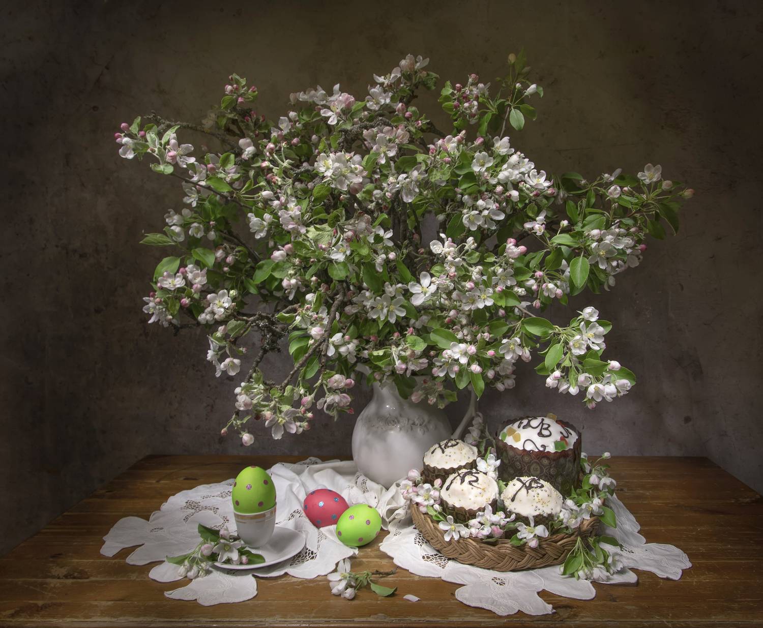 натюрморт, яблоня, кулич, куличи, яйца, Феденкова Татьяна