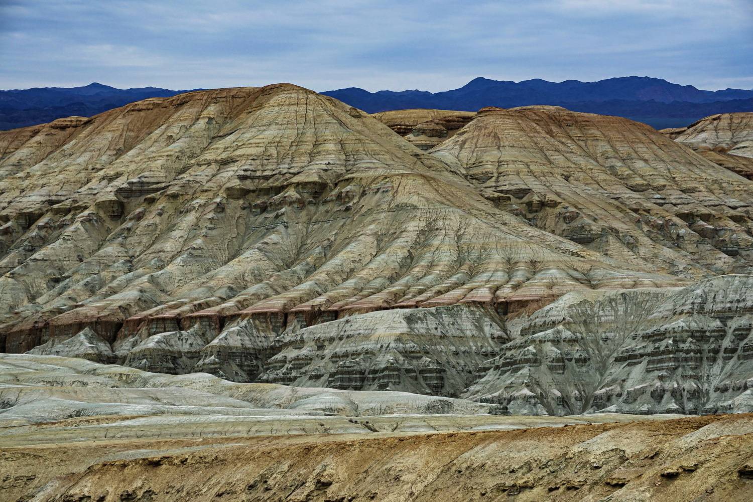 горы  алтын-эмель, Евгений Дроботенко