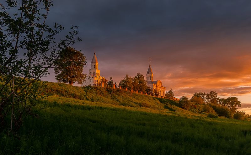 На закате. фото превью