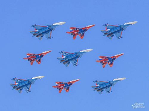 С Праздником!!!