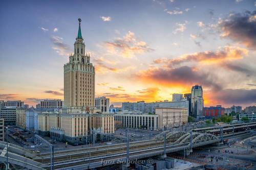 Гостиница Ленинградская