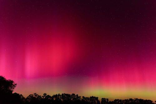 Strong aurora over Czech
