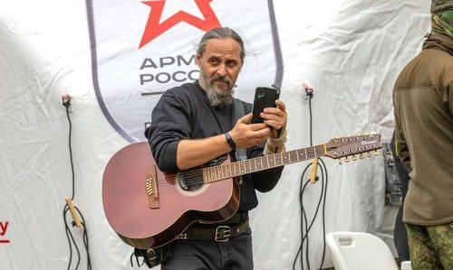 Перед выступлением.