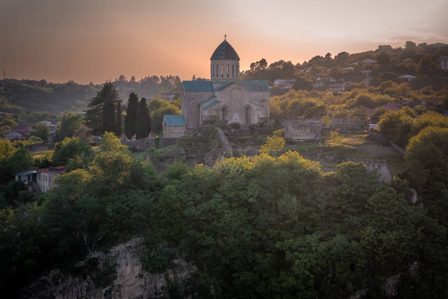 kutaisi, bagrati, cathedral, sunset, church, dusk, may, landscape, cityscape,  scenery, travel, outdoors, georgia, imereti, sakartvelo, chizh, Чиж Андрей