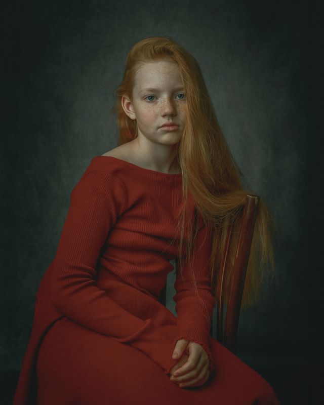 Красный фото превью