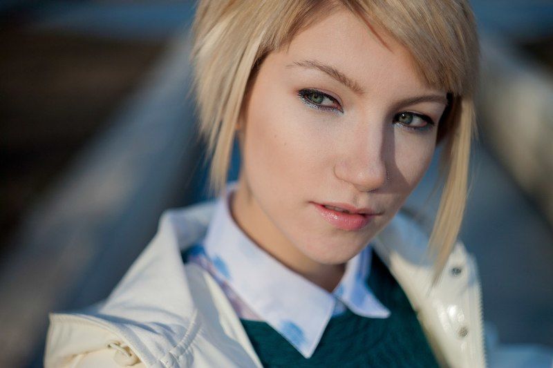 девушка, парк, весна, взгляд, линии, композиция, свет, тень фото, портрет Таня фото превью