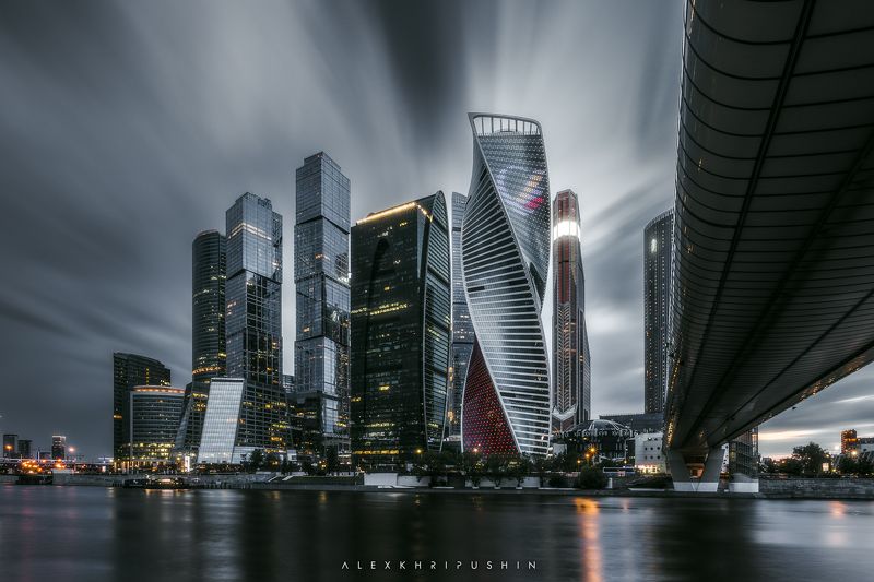 Стальной город фото превью