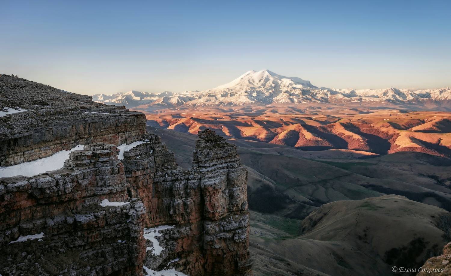 бермамыт, эльбрус, амфитеатр, горы, весна, май, туризм, путешествие, утро, рассвет, карачаево-черкессия, кавказ, Соколова Елена