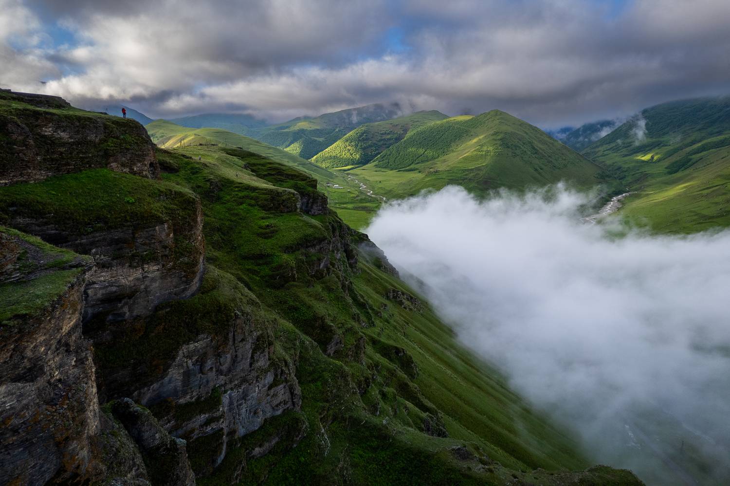mountains, mist, landscape, Maria Pochikaeva