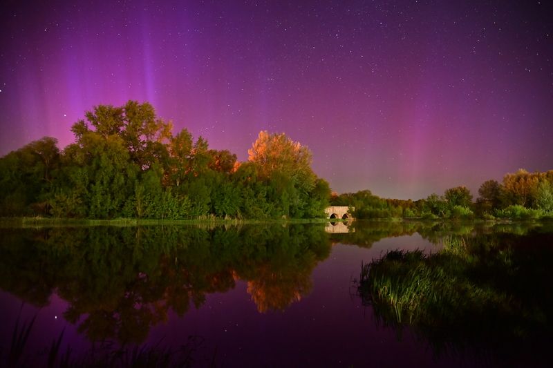 nikon никон Z5 nature весна фотография красота фото world северное сияние aurora полярное astronomy астрономия река небо звезды огни river sky lights moon луна месяц май may  фото превью