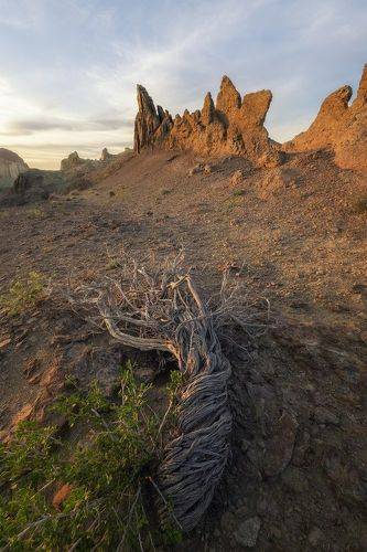 В долине замков Айракты