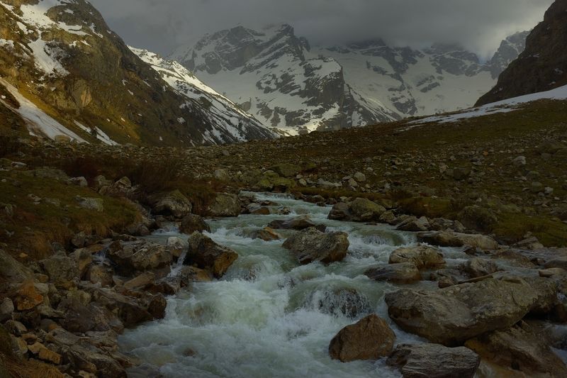 Утро в горах фото превью
