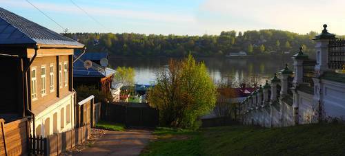 Утро на реке.