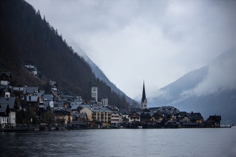 #hallstatt #austria #clowdy #rainy #moody #lake #architecture Hallstatt фото превью
